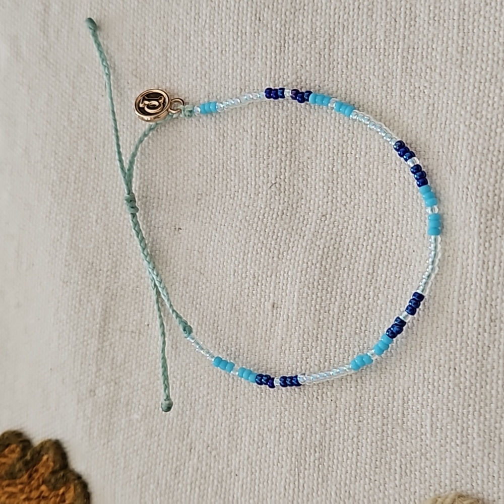 Pura Vida Ocean Billie Seed Bead Bracelet - Picture 2 of 2